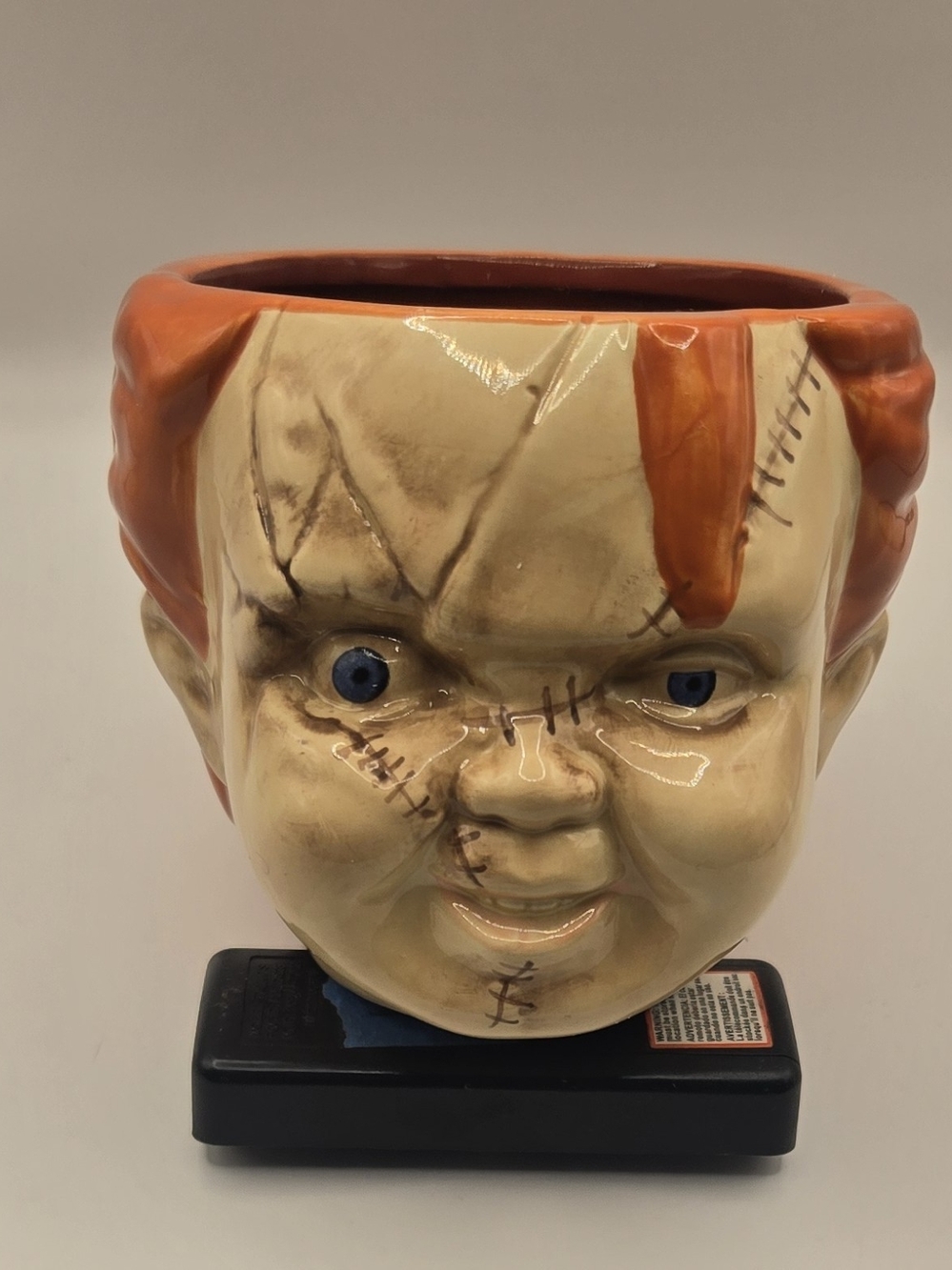 Chucky Child’s Play Silver Buffalo 17 Oz 3D Sculpted Ceramic Head Mug Horror.